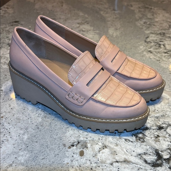 Dolce Vita Shoes - Dolce Vita Blush Light Pink Platform Loafers Size 9.5